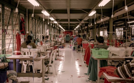 Weekly Economics Podcast: Fast fashion